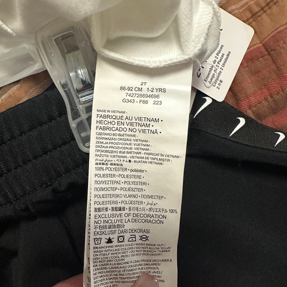 Nike Toddler Tracksuit - Picture 9 of 9